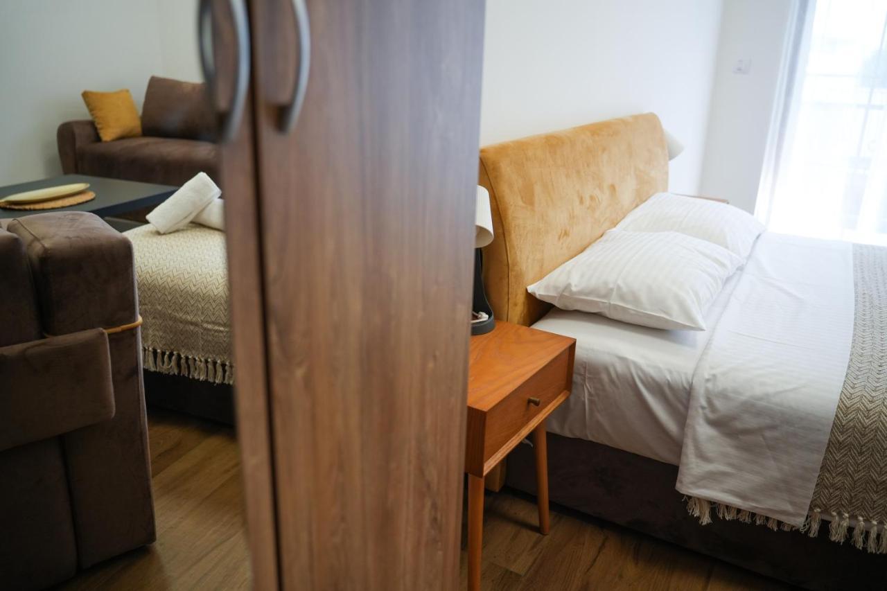 Prenociste Sole Lejlighedshotel Vranje Eksteriør billede